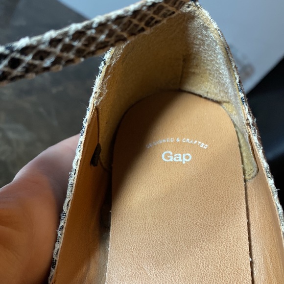 GAP black velvet & snakeskin flats w/ ankle strap- worn 1x size 9 - Picture 13 of 13